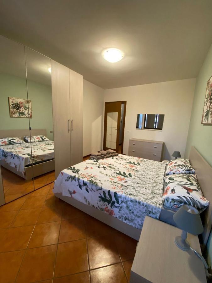 Home Gardaview Desenzano Дезенцано-дель-Гарда Экстерьер фото