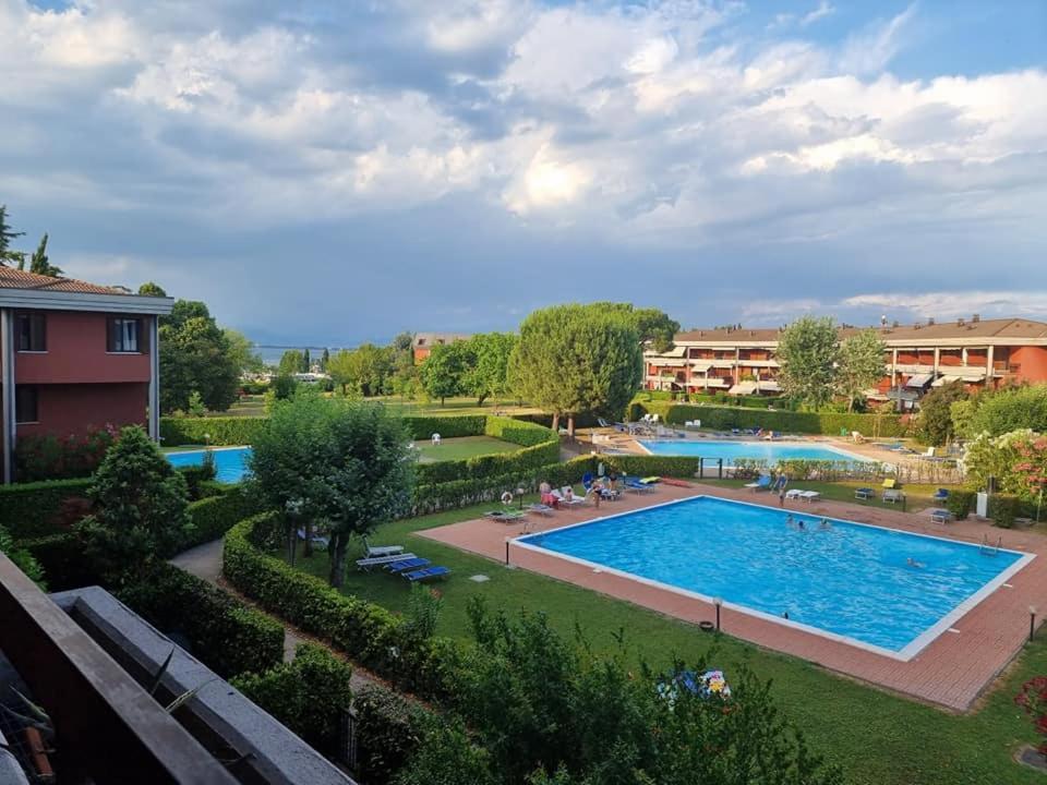 Home Gardaview Desenzano Дезенцано-дель-Гарда Экстерьер фото